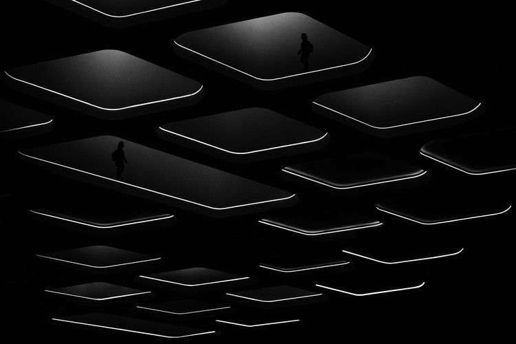 The Geometry of Stillness